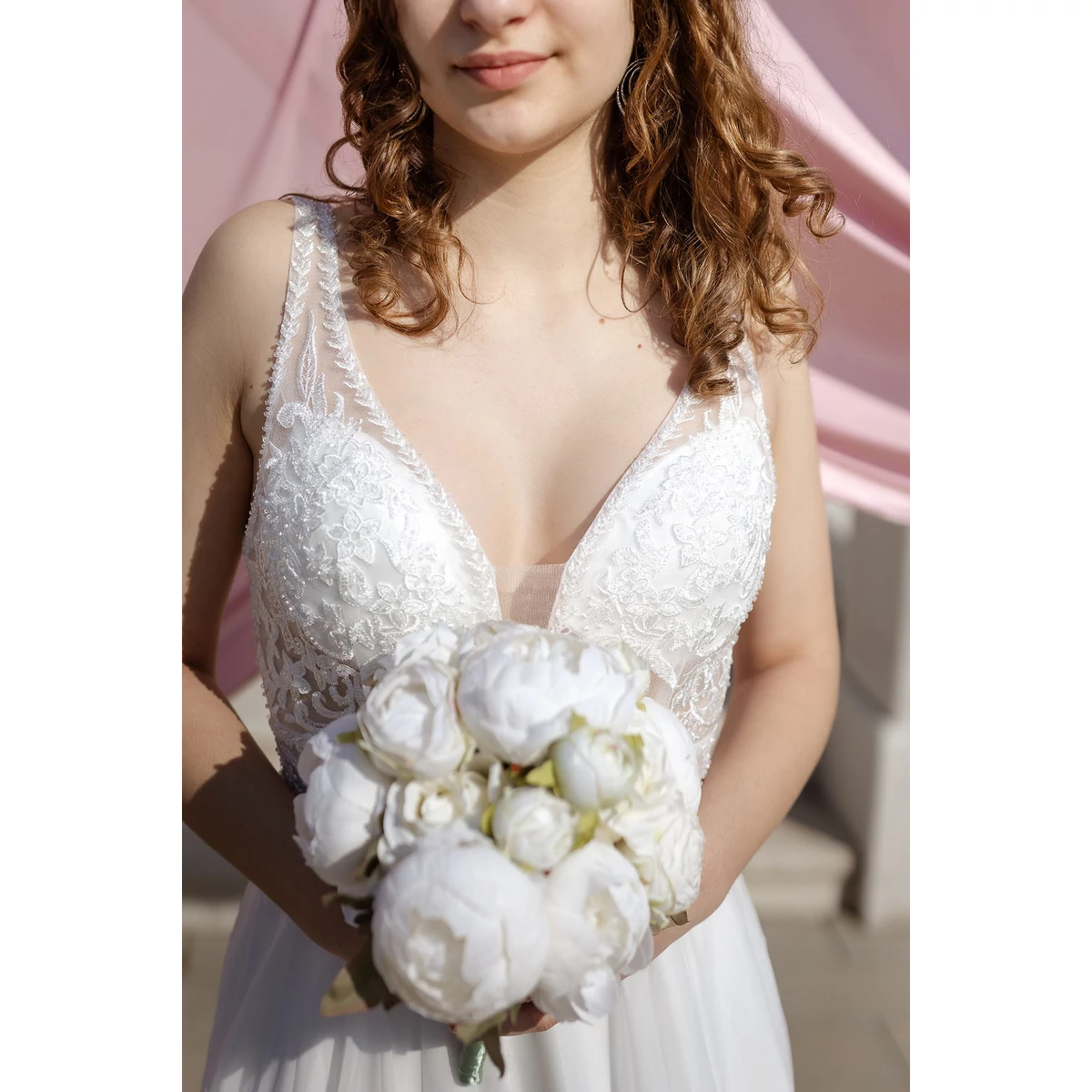 LEILA menyasszonyi ruha