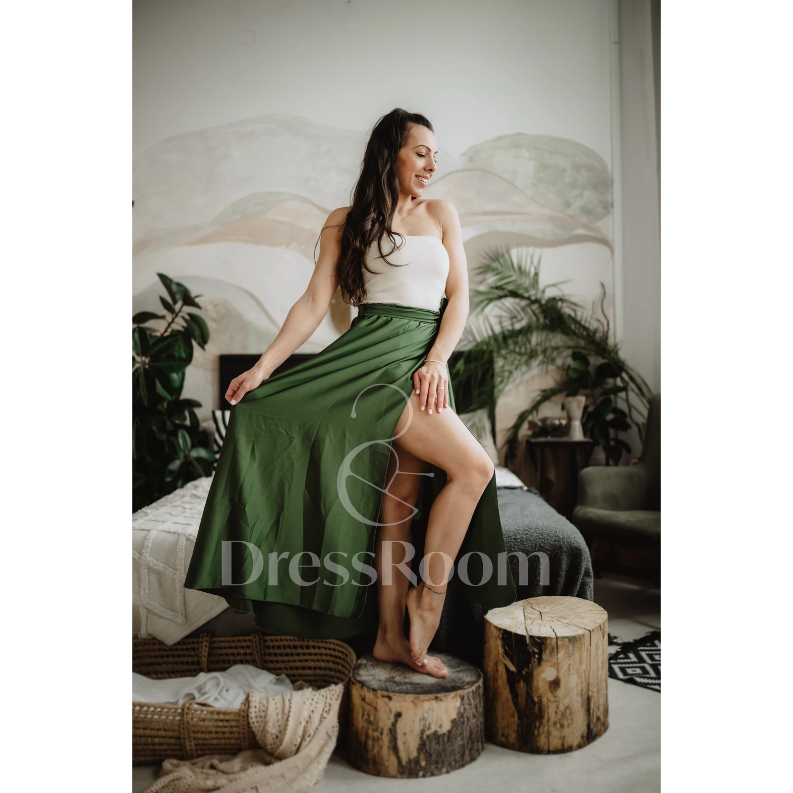 Kép 1/2 - SATIN szoknya - Khaki