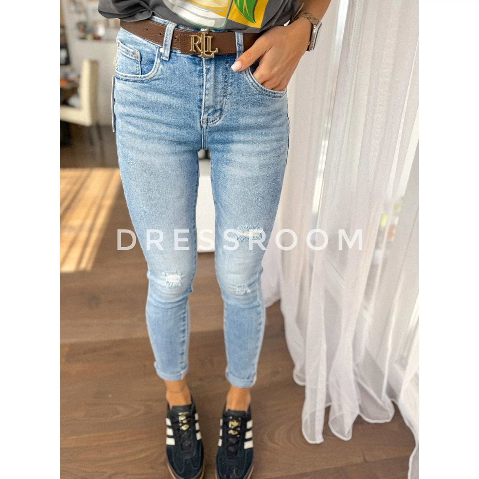 Kép 3/3 - Adoro szaggatott skinny farmer