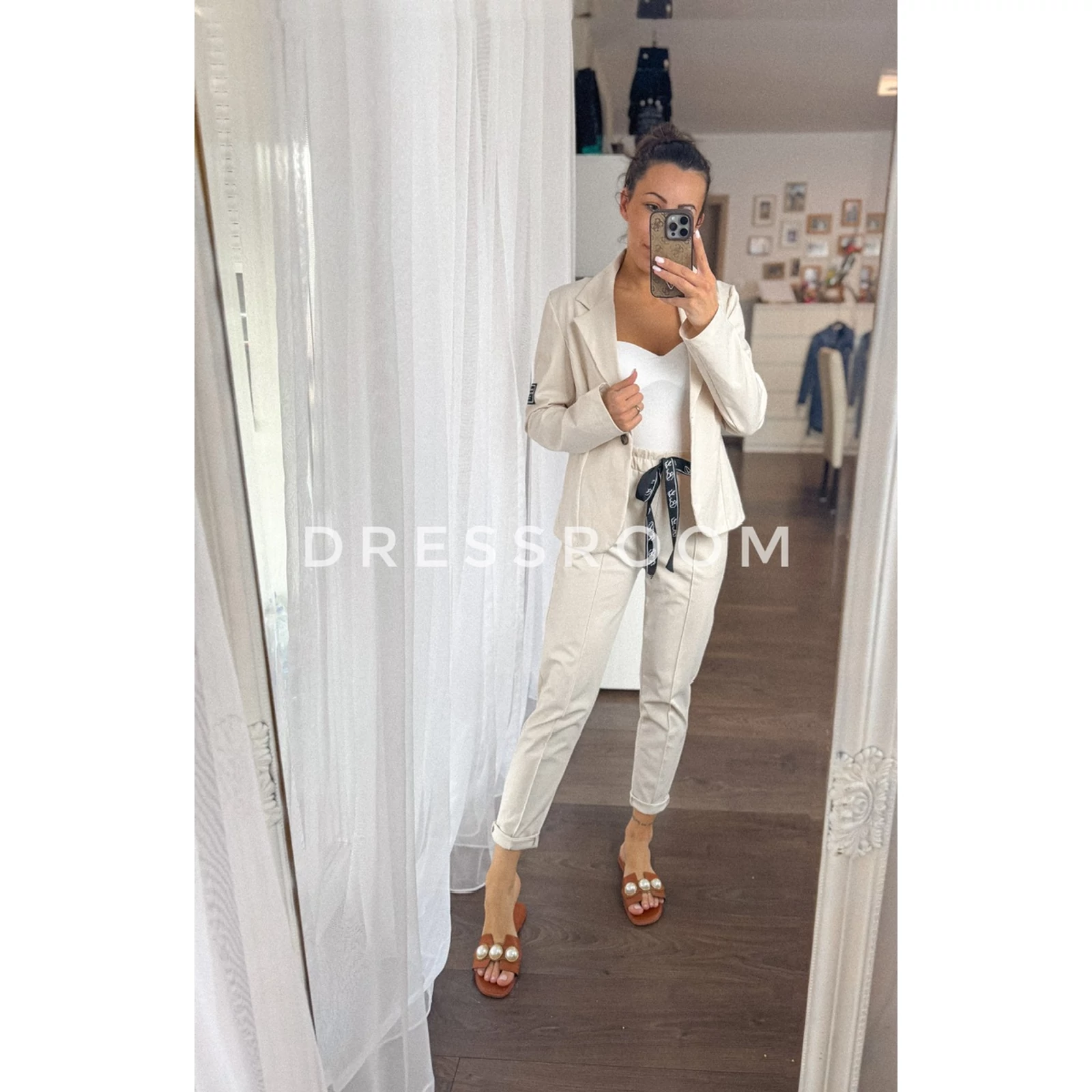 Kép 2/4 - MOKKA blézer szett - Beige