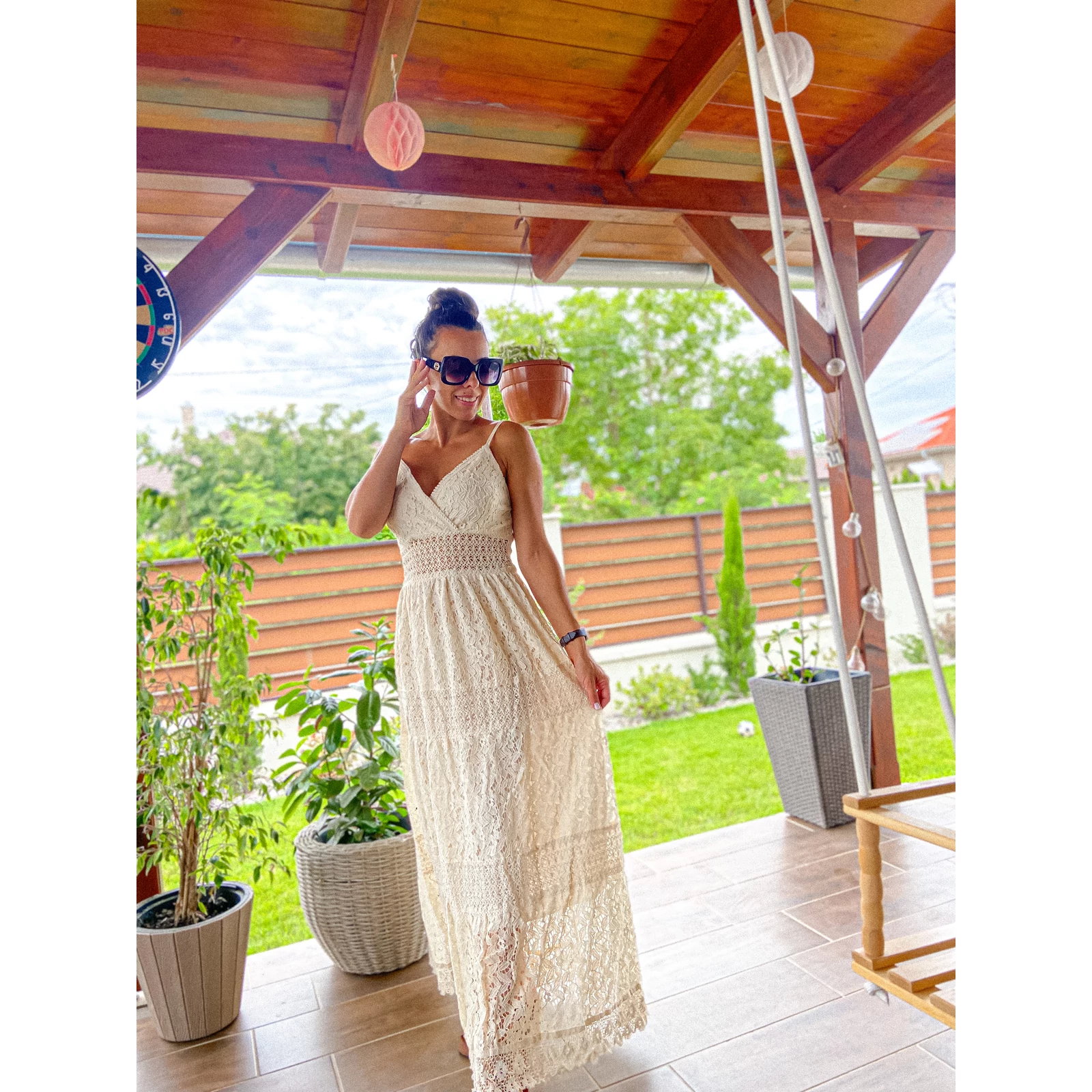 Kép 1/2 - BALI csipke maxi ruha - NUDE