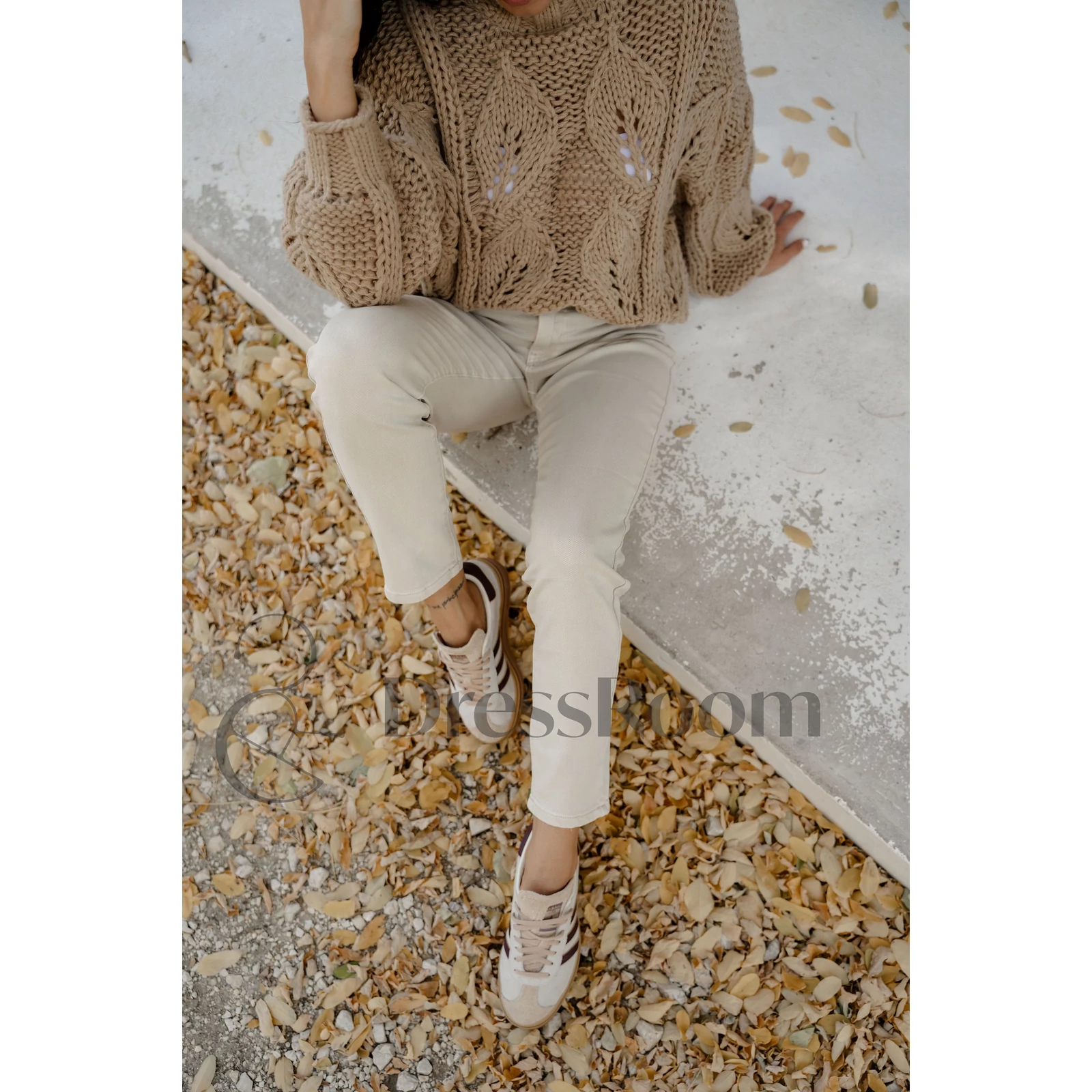 Kép 1/4 - MILTY Mom jeans - Beige